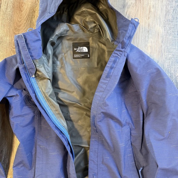 The North Face DryVent Blue Hooded NF00CP8N Rain Coat Size Medium Jacket Womens - Picture 3 of 5